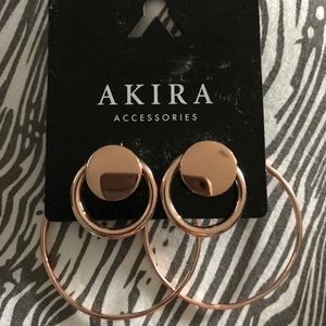 COPY - Akira earrings in rose gold